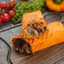 Шаурма с курицей в сырном лаваше